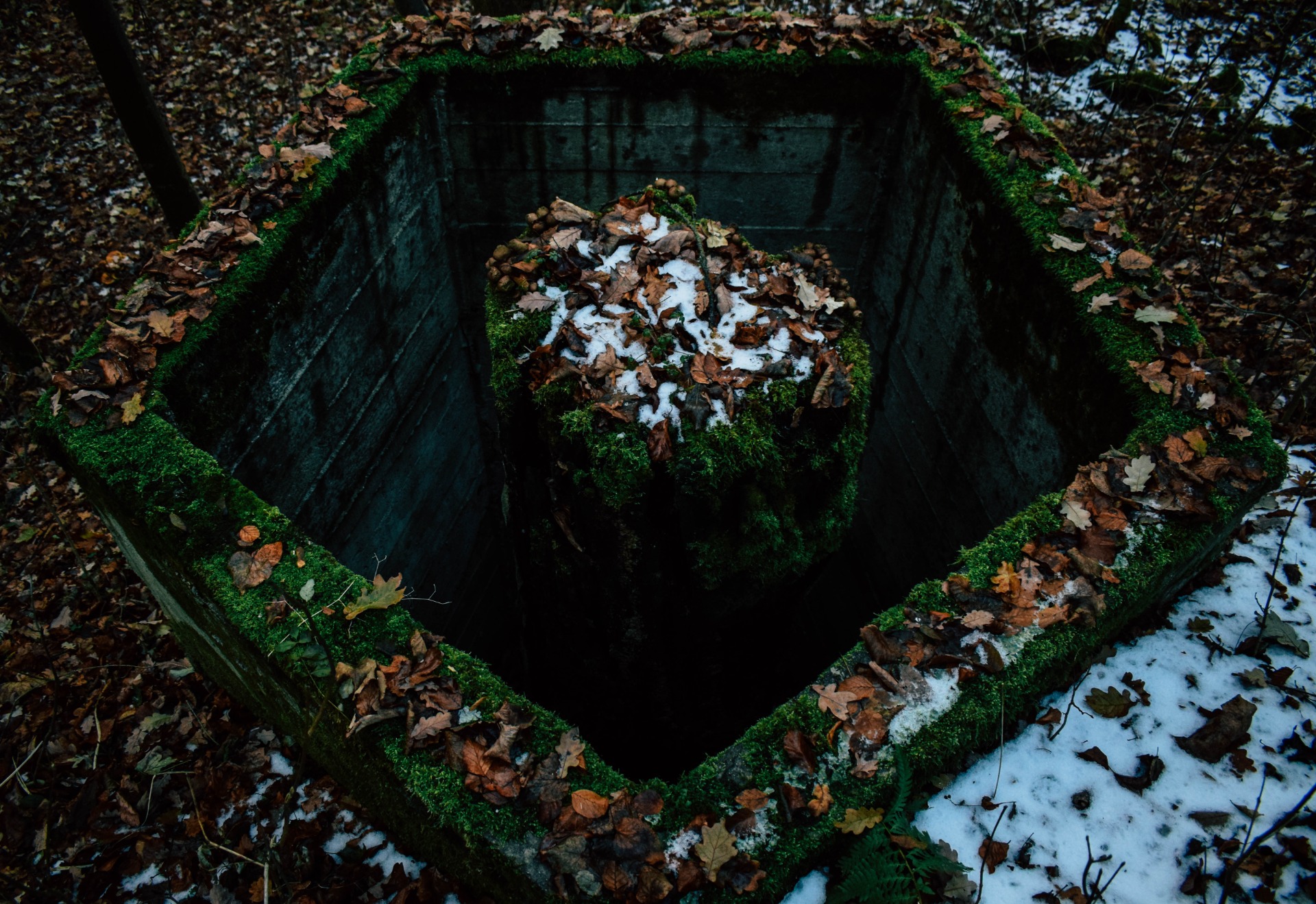 Nový zámek Libějovice Opuštěný svět